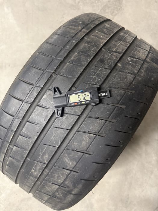 Anvelope Bridgestone Potenza S007 - 275 30 20 DOT 2022