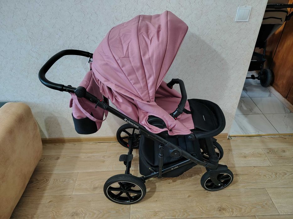 Продавам количка KIKKA BOO Комбинирана количка 2в1 AMANI PINK