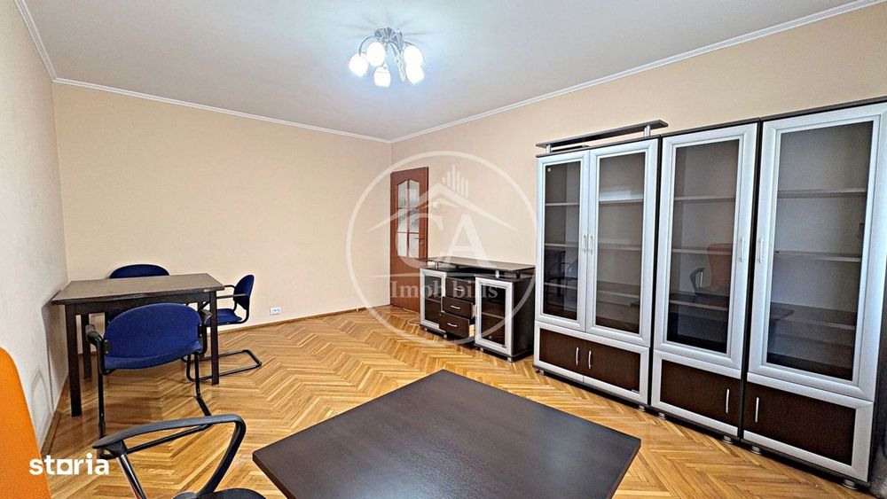 Apartament cu 3 camere de închiriat în zona Rogerius, Oradea