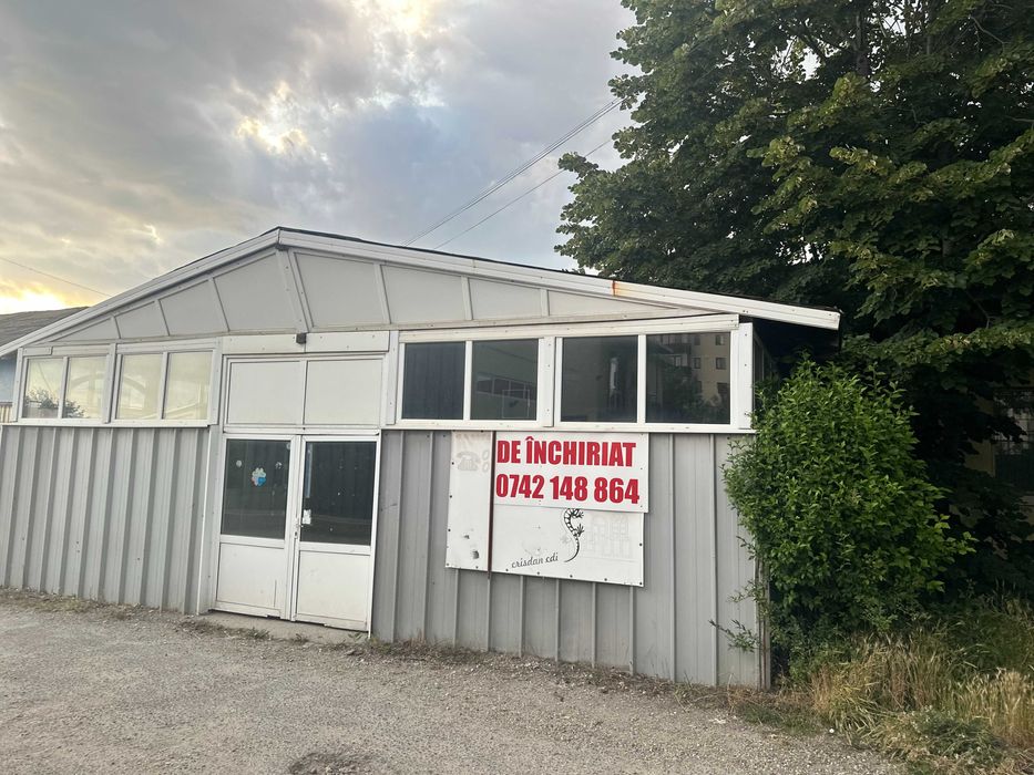 inchirez hala Str.Cireasov (in curte la Romcristal) Slatina