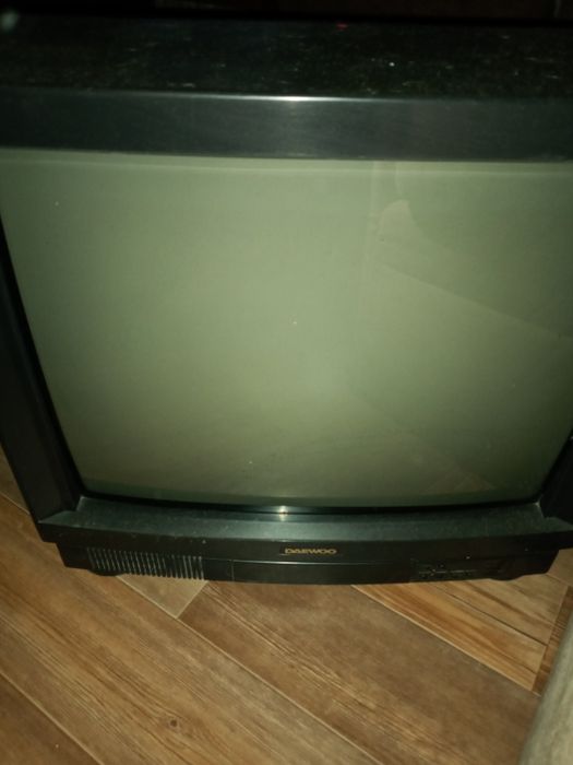 Телевизор "DAEWOO"