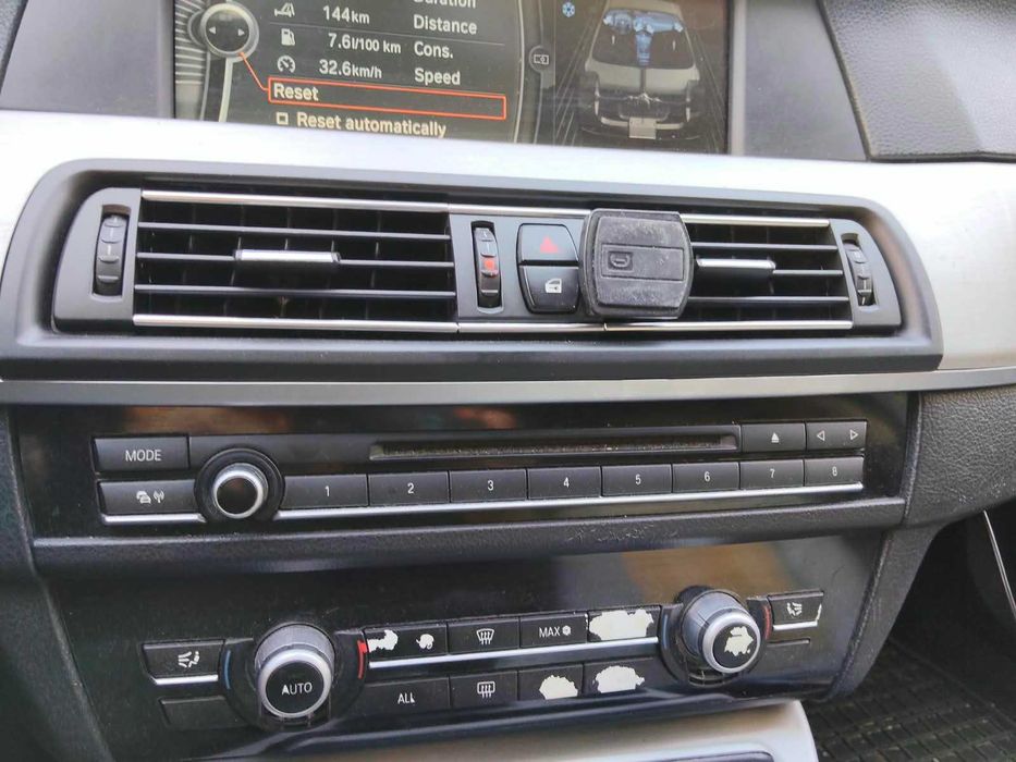 BMW Seria 5 2012 — imagine 5