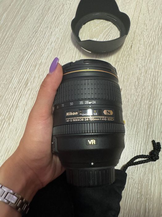 Обектив AF-S Nikkor 24-120mm f/4G  ED VR