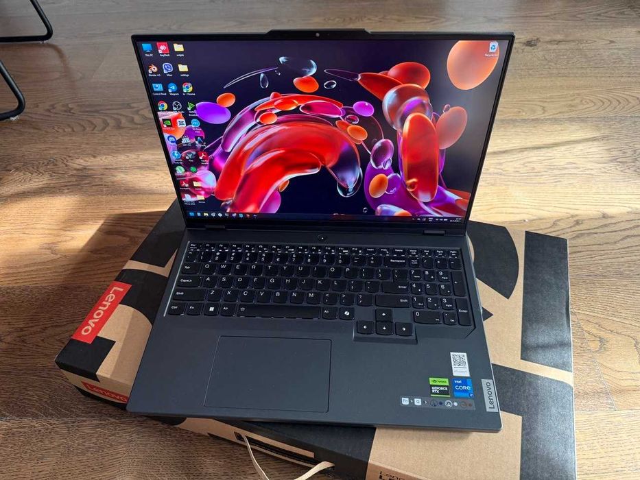 Lenovo Legion Pro 5 (i7-14700HX, RTX 4070, 32GB RAM)