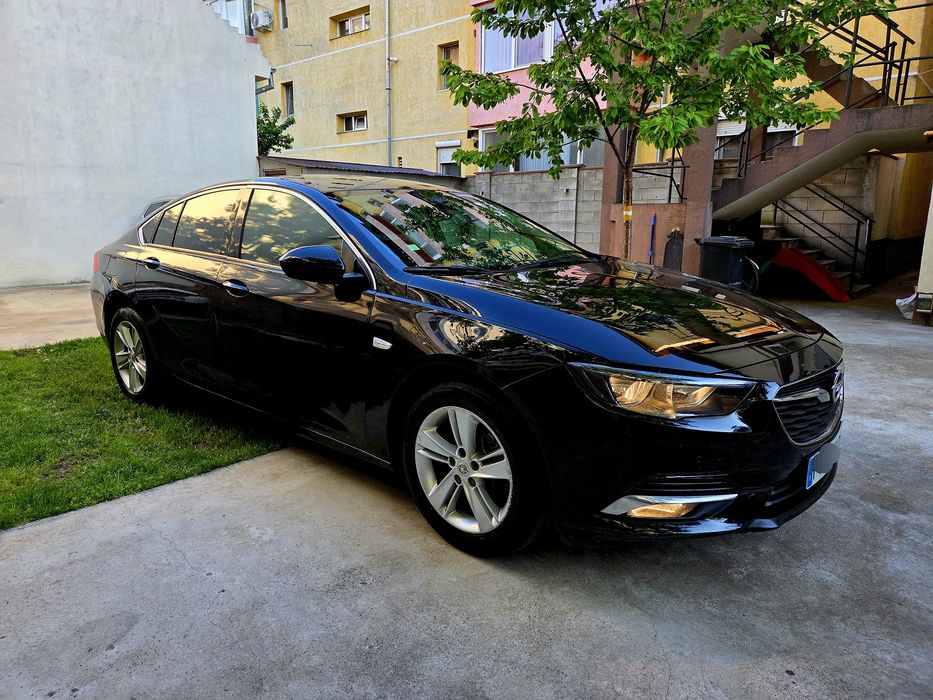 Opel Insignia,2020,1.6 diesel,136 cai,automat,USOR AVARIAT.