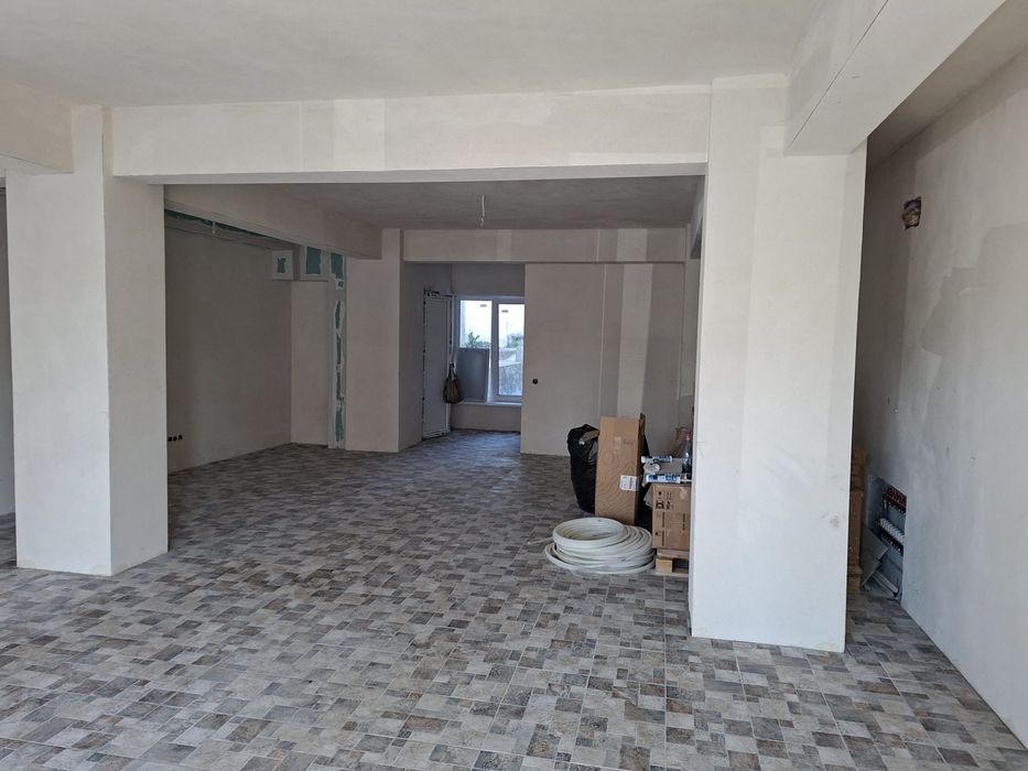 Spatiu Comercial De Inchiriat 79mp