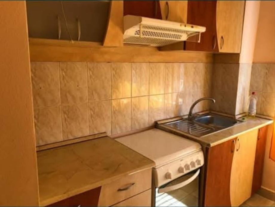 Închiriez apartament modern cu 2 camere și balcon deschis – / lună — fotografia 3