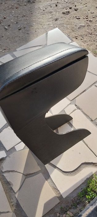 Продам подлокотник