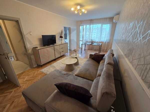 Двустаен апартамент в Зимно кино Тракия! 21907292