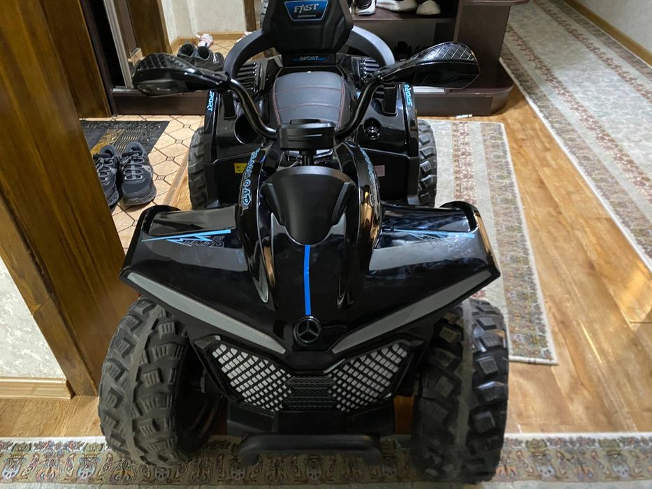 Детская машина,новая.