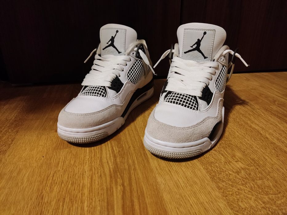Jordan 4 military black