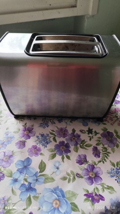 Aparat de pâine Alaska TA3209S - 870 W,2 felii, Negru/Argintiu