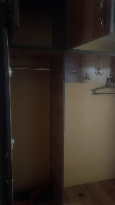 Продам шкаф шифонер прихожка