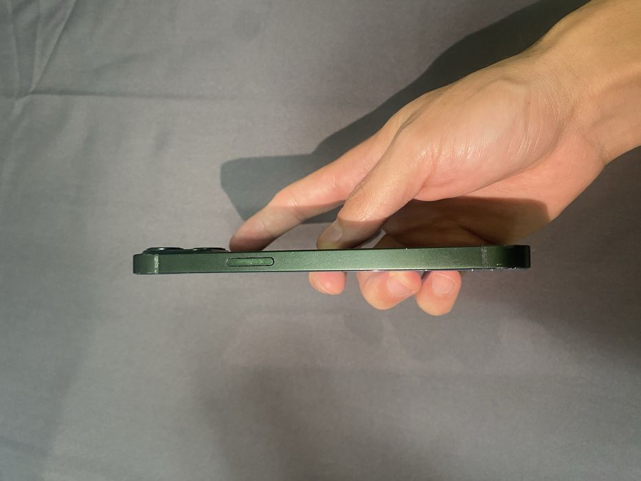 iPhone 13 128gb green