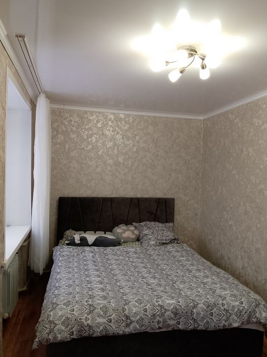 Продам квартиру на площади КЛИНКА