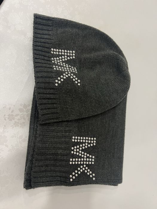 Шапка и шарф Michael Kors