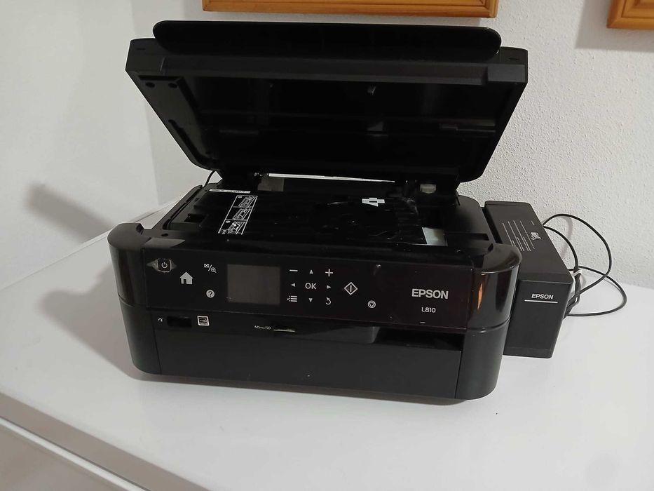 Imprimantă Foto Profesională Epson L810 |