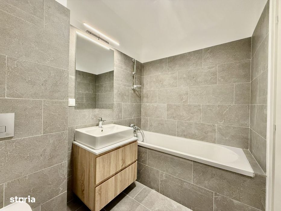 Apartament cu piscina si gradina proprie, nou, la prima inchiriere