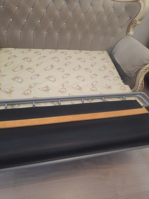 Продам мягкий уголок