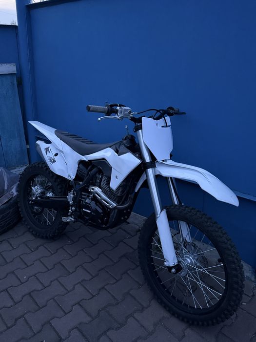 Hammer Wolf 76 300