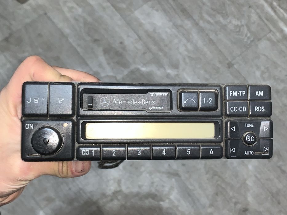Магнитофон,магнитола Мерседес