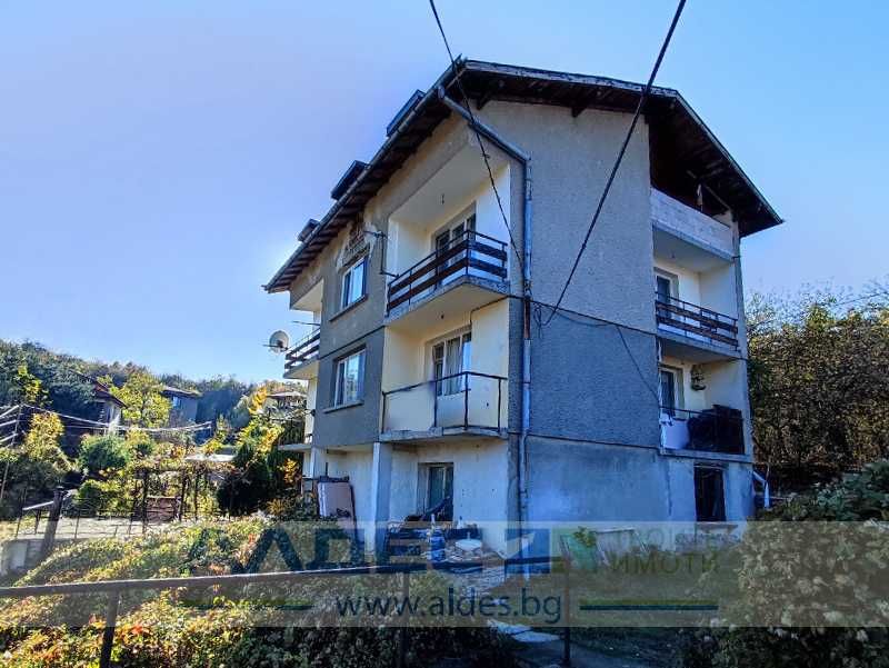 Продава се Къща в с. Кокаляне, Област София-град - 418 кв.м за 1077 €/кв.м - Снимка #2