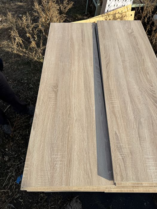 Продам полки  лакированые дсп