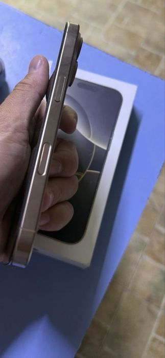 Iphone 16 pro 128 gb 93%