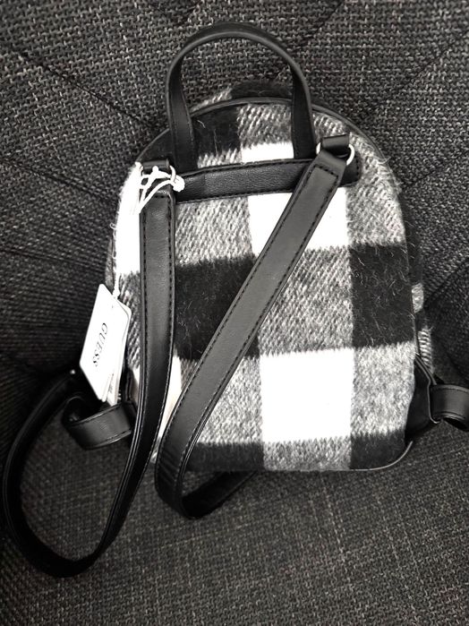 Малка раница Guess