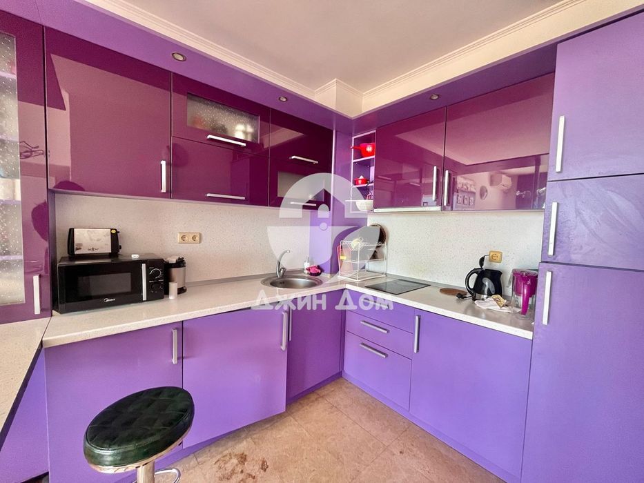 Продава се Тристаен апартамент в Несебър - 70 кв.м за 2100 €/кв.м - Снимка #3