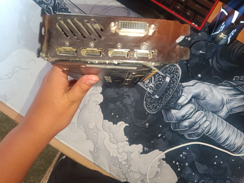 Radeon RX580 8GB