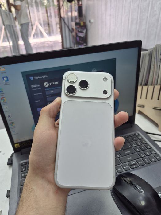 Iphone 17 pro maks