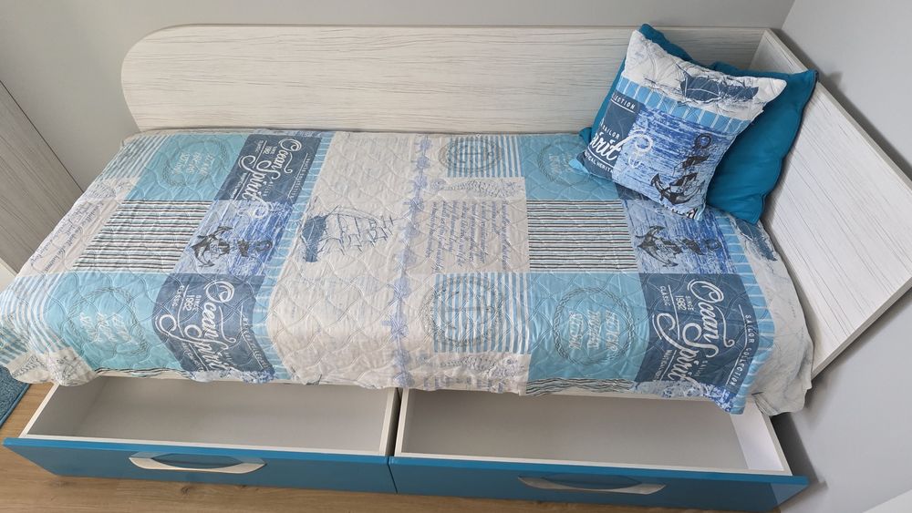 Обзавеждане за детска стая \ мебели