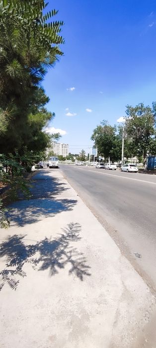 Продажа Юнусабад- 6 2/1/4 под офис магазин 1 линия вдоль дороги 55м
