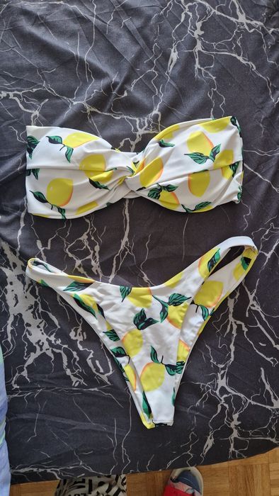 Дамски бански от 2 части