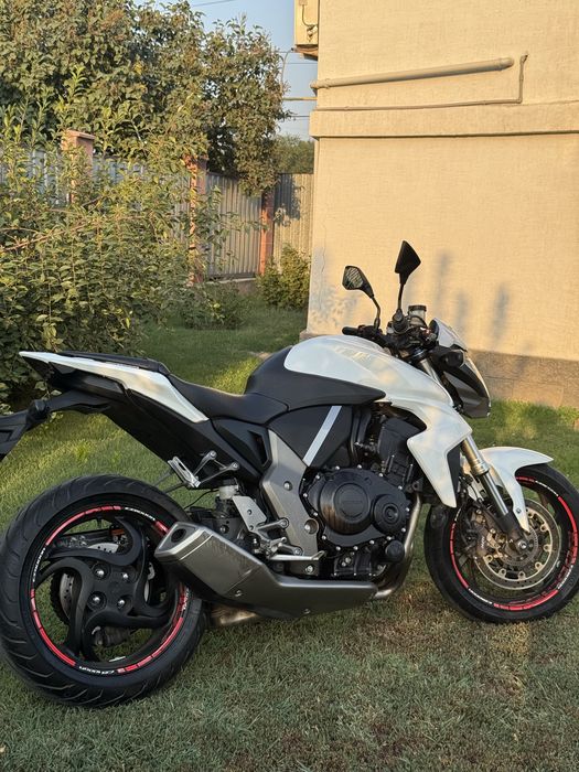 В продаже мотоцикл Honda CB1000R