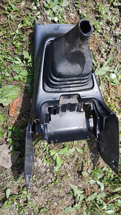 Запчасти на слепую мазду