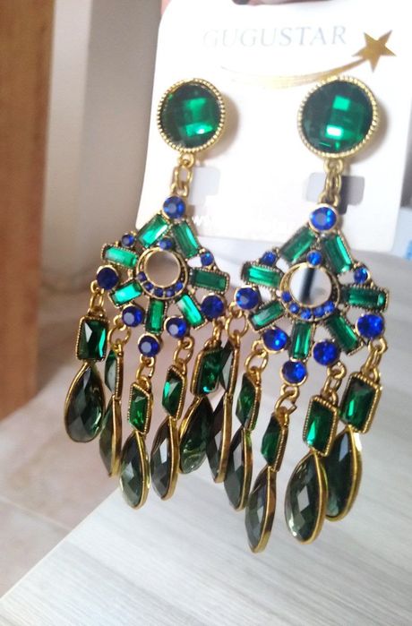 Цветни Обеци, червено колието, сребриста гривна