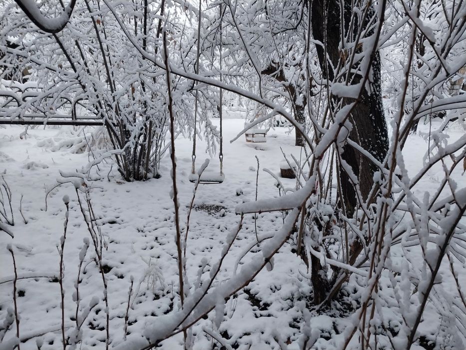 Катта ховли жой яшашга.клиника еки гостиница куриш учун