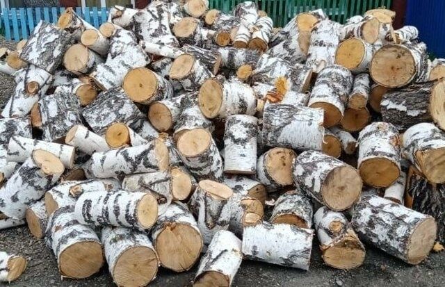 Дрова колотые и чурки