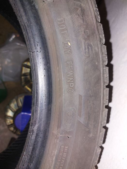 Cauciucuri 235 45 17