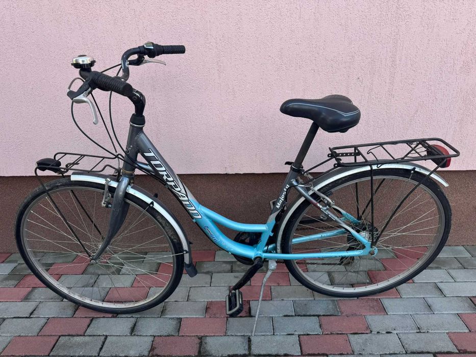 Vând 2 biciclete de oras