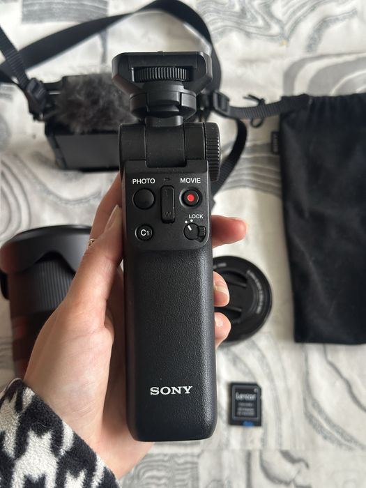 Sony zv e-10 със статив