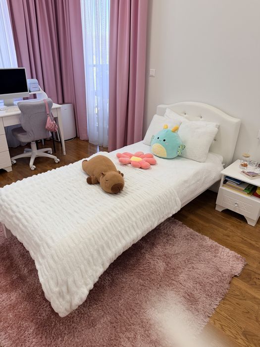 Детско легло Meblik Royal White 90x200 – матрак и нощно шкафче Meblik по желание