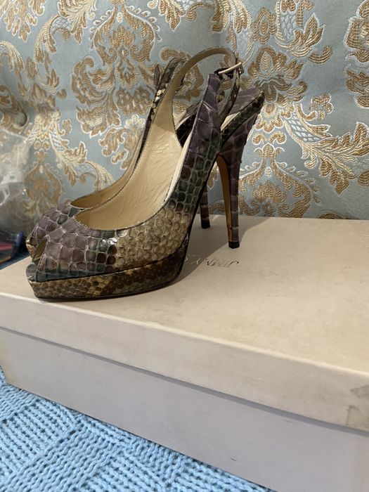 Босоножки питон