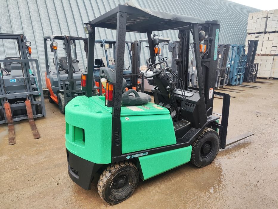 Продам вилочный погрузчик. Кара