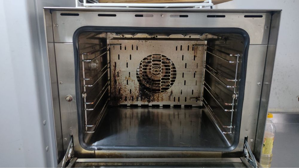 Продам духовку, духовой шкаф