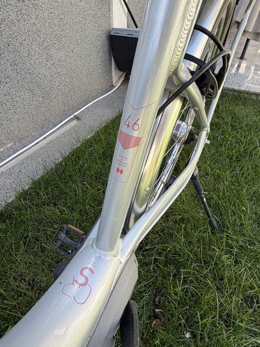 Bicicleta Electrica CUBE