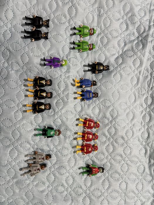 Kinder Surprise - DC Playmobi