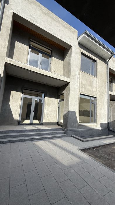 High Tech xovli sotiladi